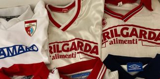 Maglia del Mantova senza banda, il collezionista: “La tradizione resta intatta”