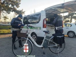 Ruba una bicicletta a Valletta Paiolo, smascherato dalle telecamere: denunciato 50enne