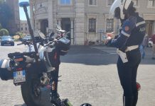 Monopattini e bici elettriche, oltre 215 multe a Mantova da inizio anno