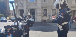 Monopattini e bici elettriche, oltre 215 multe a Mantova da inizio anno