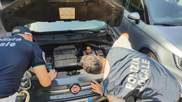 Polizia locale stoccaggio abusivo