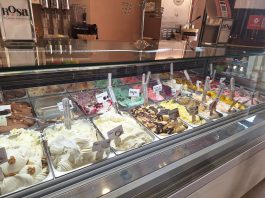 Caldo record, boom nelle gelaterie di Mantova: il gelato sostituisce anche il pranzo
