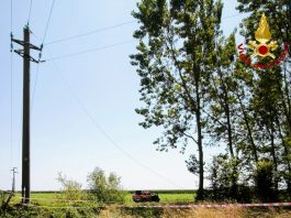 San Matteo delle Chiaviche, folgorato da un cavo di media tensione: muore un 49enne