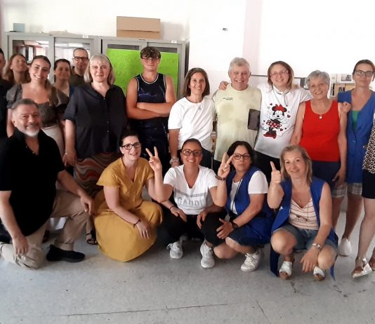Suzzara, pensionamento di Toresani e Cito festeggiato dal personale del “Manzoni”