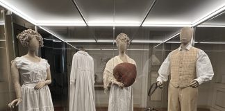 A Palazzo d’Arco un viaggio nella moda del ‘900 con l’evento ‘Sapore di sale”