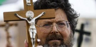 Caso Adinolfi, legali presentano istanza al Tribunale del Riesame: “Verso di lui una persecuzione”