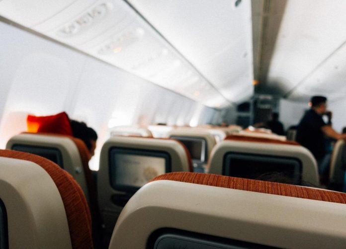 aereo_cabina_generico_123rf_free