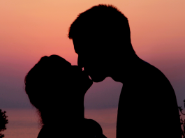 Giornata del bacio, l’infettivologa ‘non associatelo a malattie, meglio baciarsi che fare la guerra’