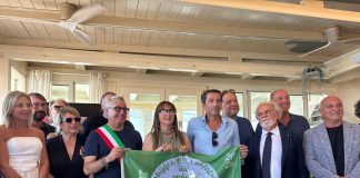 Estate. “Aree gioco ombreggiate, dispenser di crema solare e mezze porzioni”: la ricetta per spiagge sempre più a misura di bimbi