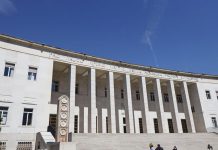 Bolzano, crollato il tetto del tribunale