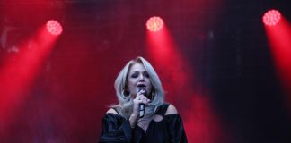 Musica, addio a Bonnie Tyler: muore a 75 anni la voce roca del rock romantico