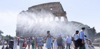 Caldo record in Italia, oggi 16 città da bollino rosso: sabato salgono a 19, poi arriva la svolta meteo