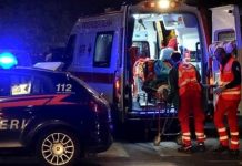 Si arrampica sul cancello e si ferisce con l’intento di farla finita: salvato dai carabinieri