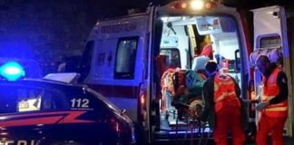 Si arrampica sul cancello e si ferisce per farla finita: salvato dai carabinieri