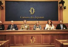 Piatti pronti, carni lavorate, bevande zuccherate e snack confezionati; alert gastroenterologi sui cibi-ultraprocessati e i loro rischi