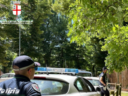 Mantova, ubriachi rifiutano di farsi identificare: denunciati. Uno aveva il divieto di dimora