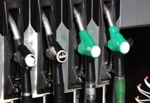 Carburanti, continua corsa prezzi di benzina e diesel: in 10 regioni gasolio già sopra i 2 euro