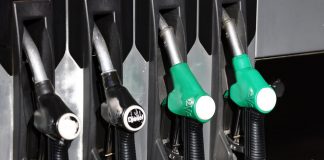Carburanti, continua corsa prezzi di benzina e diesel: in 10 regioni gasolio già sopra i 2 euro