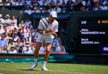 Wimbledon, Djokovic-Rinderknech finisce… con una doppia caduta