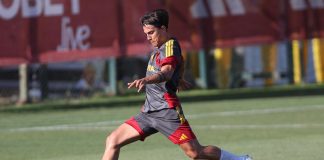 Cannes-Roma 3-3, non basta la doppietta di Dybala e il gol di Malen, espulso Wesley