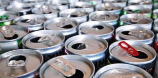 Energy drink e adolescenti, studio pediatri: “4 su 10 cominciano prima dei 12 anni”