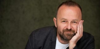 Suzzara, rassegna “Due Parole”: Enrico Galiano presenta “Il cuore non va a dormire”