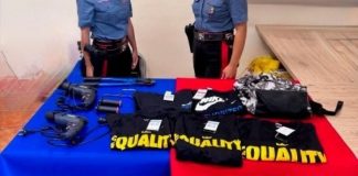 Mantova, furto bici elettrica, zaino pieno di refurtiva: denunciato 45enne