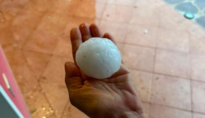 grandine-pallina-da-tennis-20-7-26