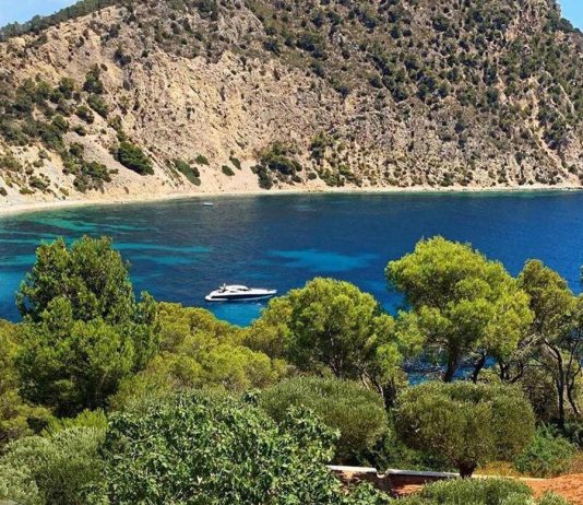 Cameriere italiano morto a Ibiza, corpo trovato nelle acque del porto