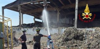 Castiglione, forte odore di bruciato in mattinata: operazioni bonifica incendio Lonato. Volpi: “Nessun allarme”