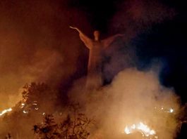Fiamme lambiscono statua Cristo a Maratea. Bardi: ”Attacco a simbolo Basilicata nel mondo, punire responsabili dello scempio”