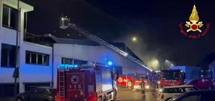 incendio_milano_spento_x