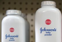 Johnson & Johnson offre 5,5 miliardi di dollari per risolvere le cause sul talco