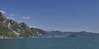 Lago di Garda, si tuffa per salvare ragazzo e non riemerge