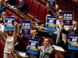 Bocciato emendamento dei ‘vannacciani’ su preferenze. Opposizioni: “Maggioranza non c’è più, fermatevi”