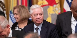 Morto il senatore Usa repubblicano Lindsey Graham, era un grande alleato di Trump. Il tycoon: “Persona strordinaria”