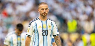 Mondiali, caos nel finale di Argentina-Capo Verde e proteste per rigore non dato: cos’è successo
