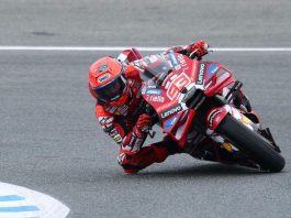 MotoGp, Marquez in pole nel Gp di Germania davanti a fratello Alex. Cade Bezzecchi