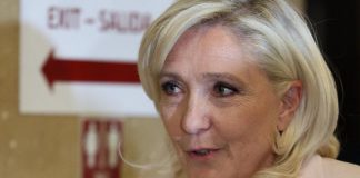 Marine Le Pen condannata, un anno con il braccialetto elettronico ma potrà candidarsi