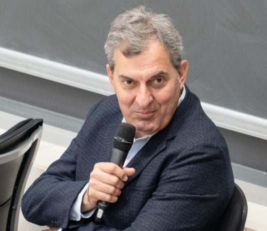 Milano, Mario Calabresi valuta candidatura a sindaco: “Mi piacerebbe fare la mia parte”