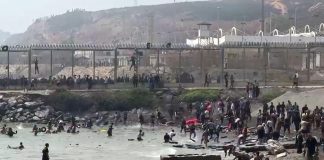 Emergenza migranti a Ceuta, almeno 18 morti. Meloni: “Pronti a stop Schengen con la Spagna”