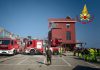 Messina, crolla edificio: cinque feriti gravi, vigili del fuoco cercano dispersi tra le macerie