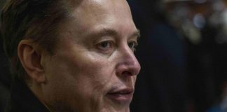 Elon Musk e la crisi migratoria di Ceuta: “E’ un’invasione, Spagna sarà distrutta”
