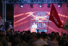 Centrosinistra, leader a Napoli lanciano volata ‘anti Meloni’. Contestatori interrompono comizio