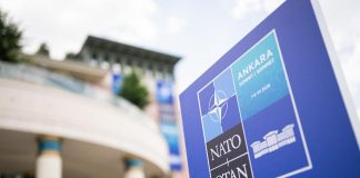 Nato, Trump ad Ankara per il vertice: cerimonia inaugurale poi incontro con Erdogan