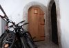 Orrore in Francia, corpi di cinque neonati ritrovati nella casa di una coppia a Orange