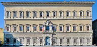 Il 14 luglio di Palazzo Farnese diventa mondiale: al ricevimento anche Francia-Spagna