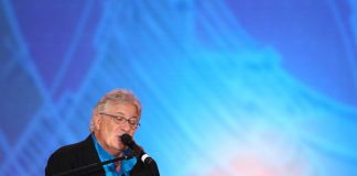 Addio a Peppino di Capri, da ‘Champagne’ a ‘Roberta’: tutti i grandi successi
