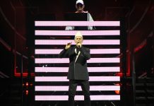 I Pet Shop Boys fanno ballare piazza Sordello con 40 anni di grandi successi