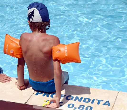 Incidenti in piscina, l’Iss lancia l’allarme: “Molti casi sono evitabili con più sicurezza”